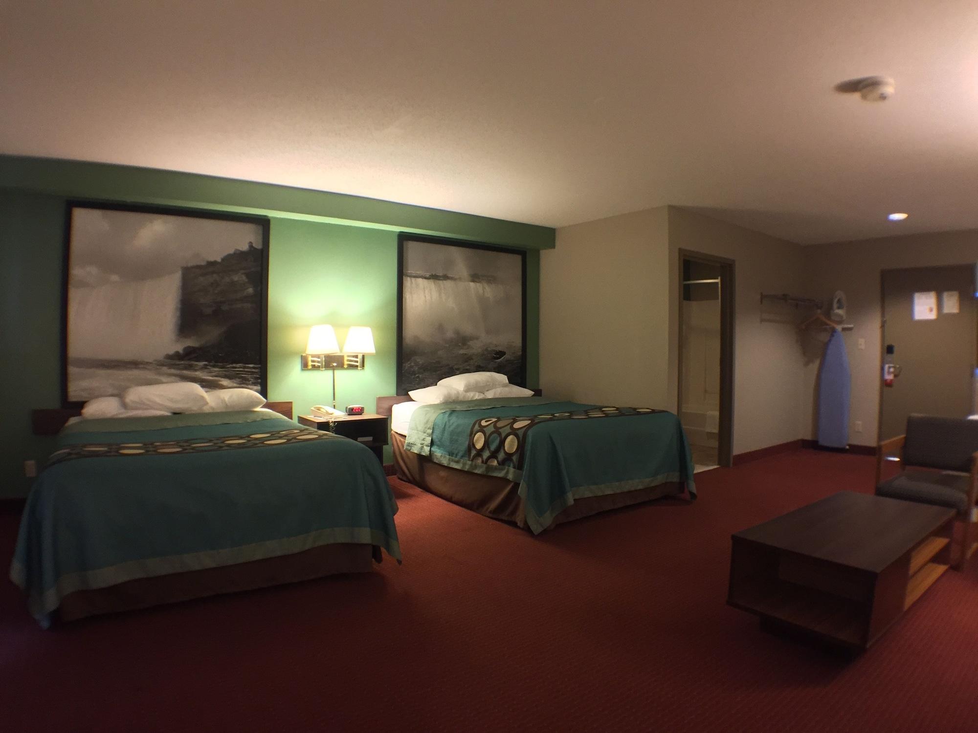 ซูเปอร์ 8 บาย วินด์แฮม ไนแองการาฟอลส์ Hotel ไนแอการาฟอลส์ ภายนอก รูปภาพ