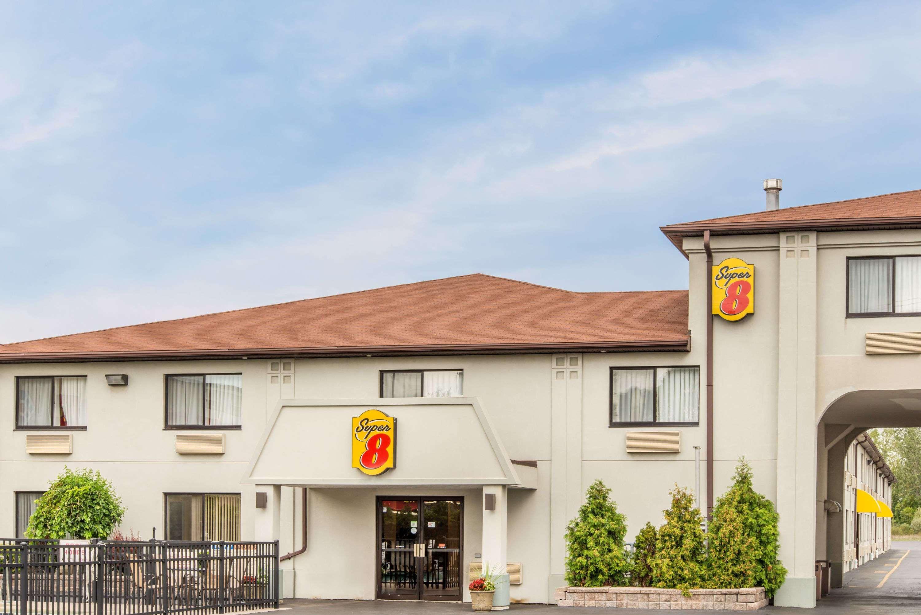 ซูเปอร์ 8 บาย วินด์แฮม ไนแองการาฟอลส์ Hotel ไนแอการาฟอลส์ ภายนอก รูปภาพ