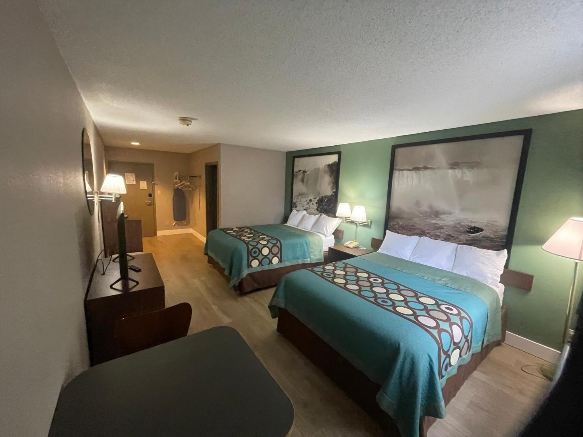 ซูเปอร์ 8 บาย วินด์แฮม ไนแองการาฟอลส์ Hotel ไนแอการาฟอลส์ ภายนอก รูปภาพ