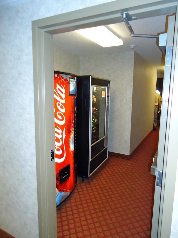 ซูเปอร์ 8 บาย วินด์แฮม ไนแองการาฟอลส์ Hotel ไนแอการาฟอลส์ ภายนอก รูปภาพ