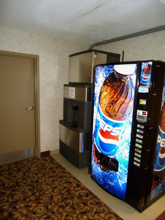ซูเปอร์ 8 บาย วินด์แฮม ไนแองการาฟอลส์ Hotel ไนแอการาฟอลส์ ภายนอก รูปภาพ