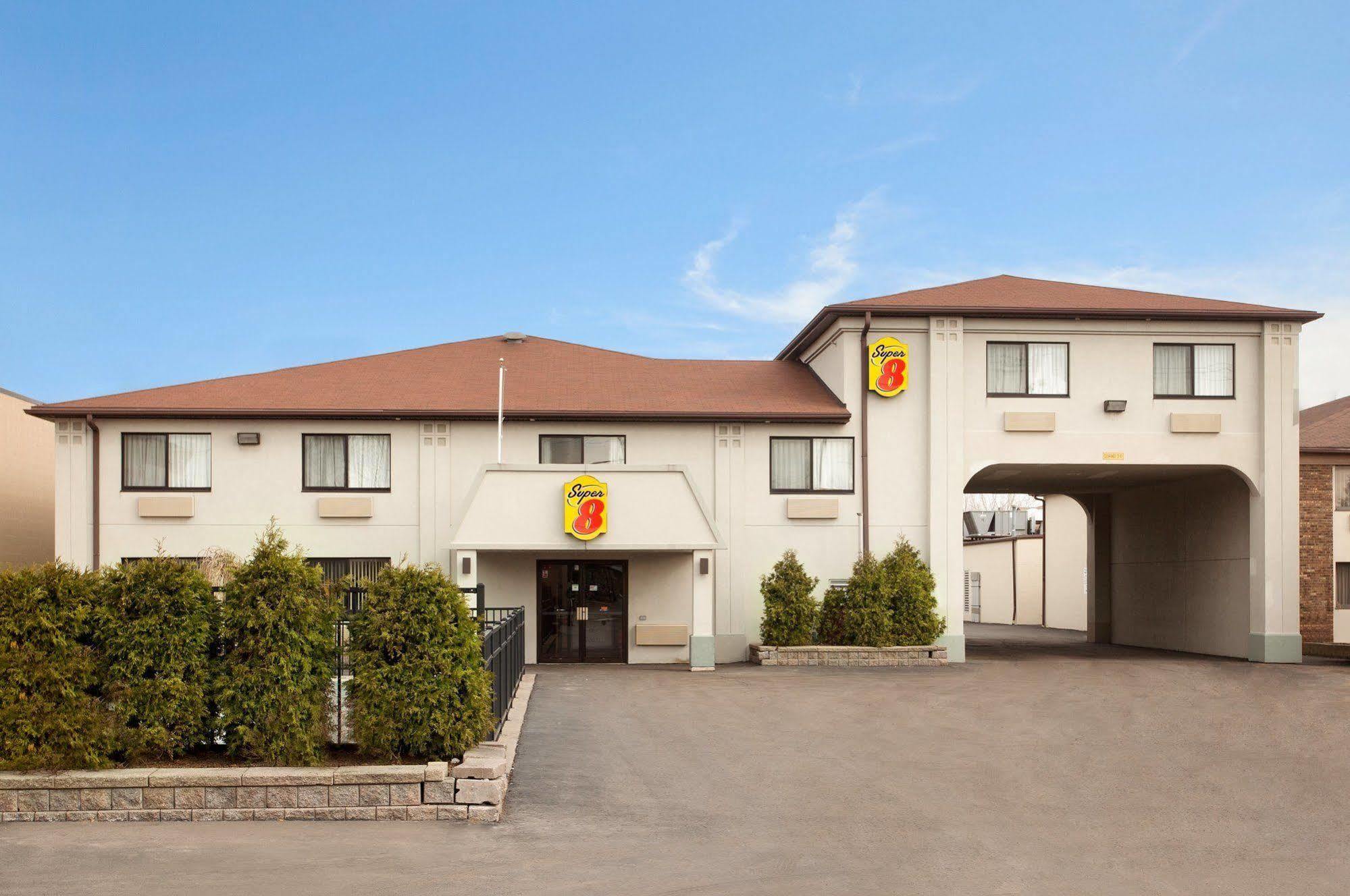 ซูเปอร์ 8 บาย วินด์แฮม ไนแองการาฟอลส์ Hotel ไนแอการาฟอลส์ ภายนอก รูปภาพ